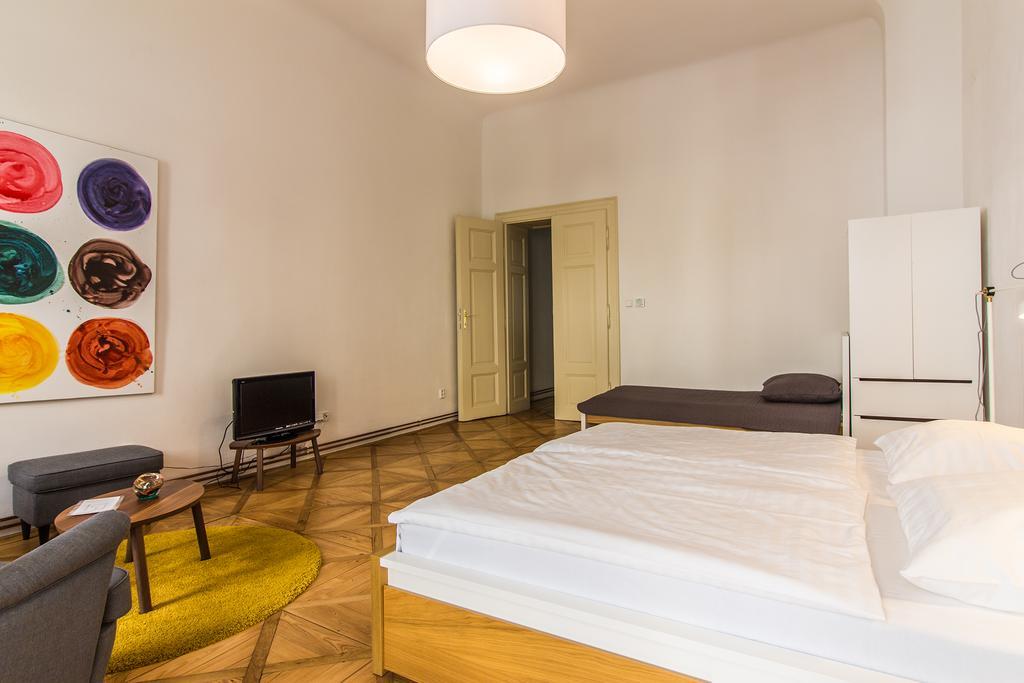 Mighty Prague Apartments Truhlarska Екстериор снимка